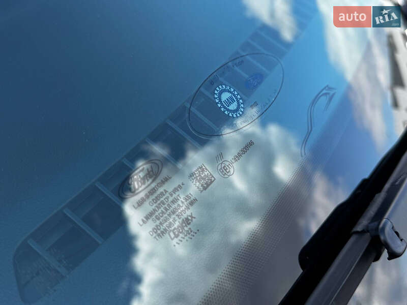 Внедорожник / Кроссовер Ford Escape 2022 в Киеве