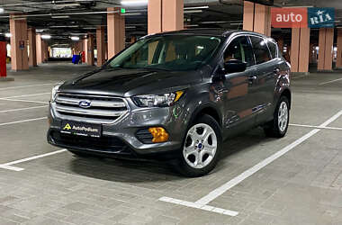 Позашляховик / Кросовер Ford Escape 2017 в Києві