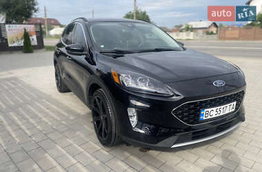 Внедорожник / Кроссовер Ford Escape 2020 в 