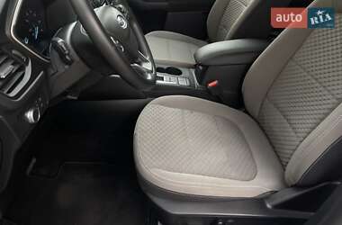 Внедорожник / Кроссовер Ford Escape 2020 в 
