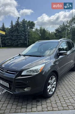Внедорожник / Кроссовер Ford Escape 2015 в Ивано-Франковске