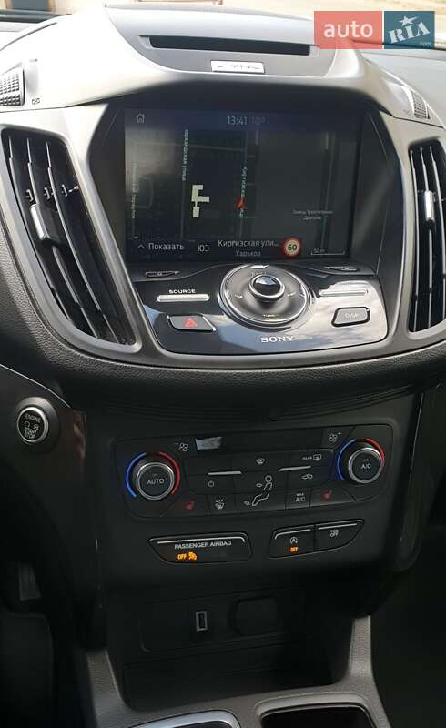 Внедорожник / Кроссовер Ford Escape 2017 в Харькове