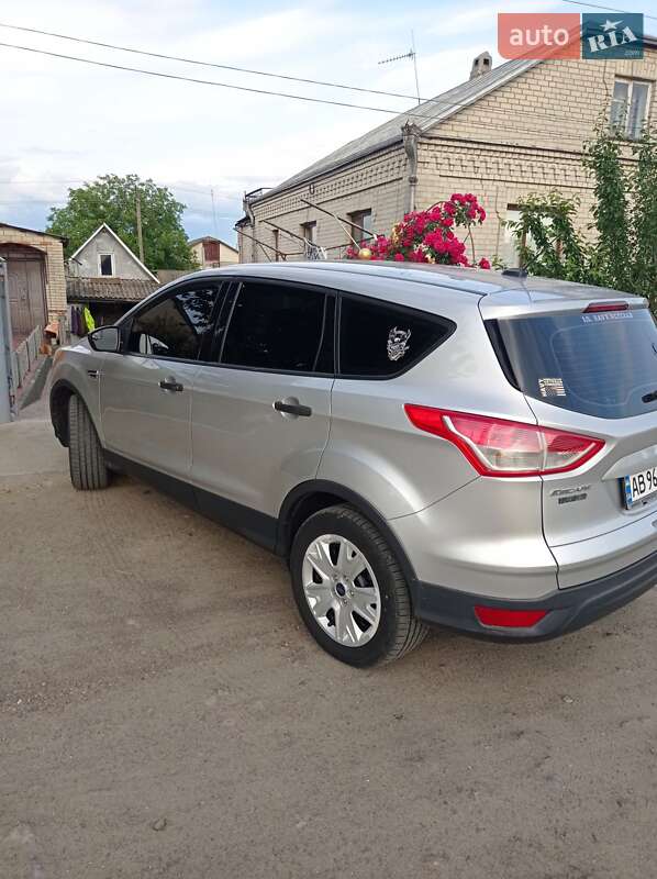 Внедорожник / Кроссовер Ford Escape 2014 в Бершади