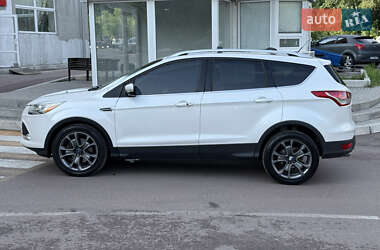 Внедорожник / Кроссовер Ford Escape 2014 в 