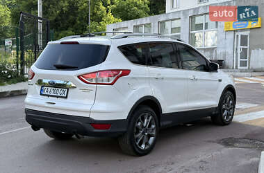 Внедорожник / Кроссовер Ford Escape 2014 в 