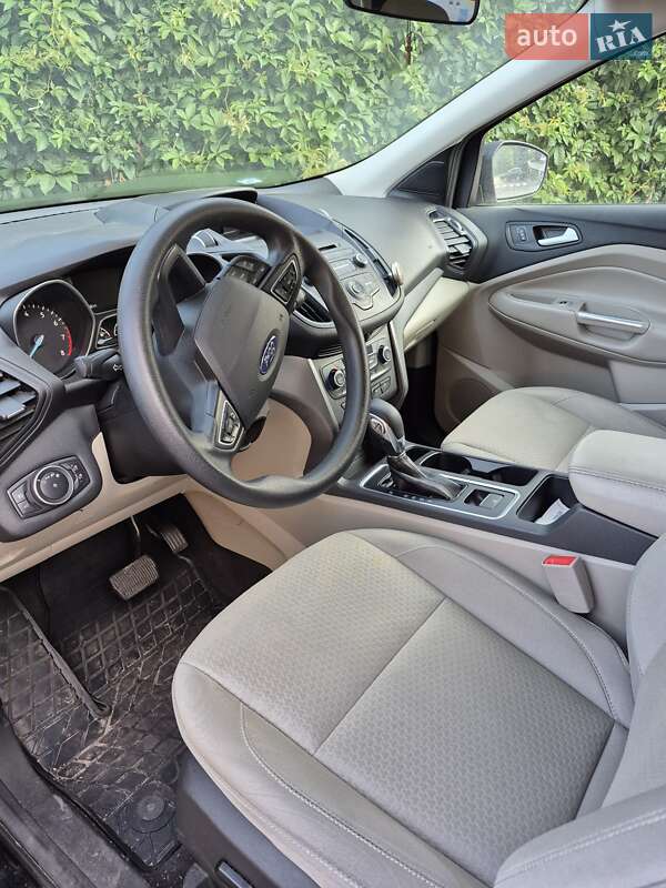 Внедорожник / Кроссовер Ford Escape 2017 в Харькове