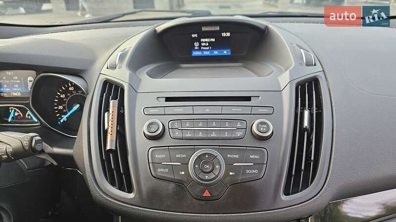 Позашляховик / Кросовер Ford Escape 2017 в Харкові