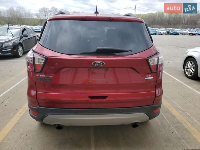 Внедорожник / Кроссовер Ford Escape 2018 в Львове