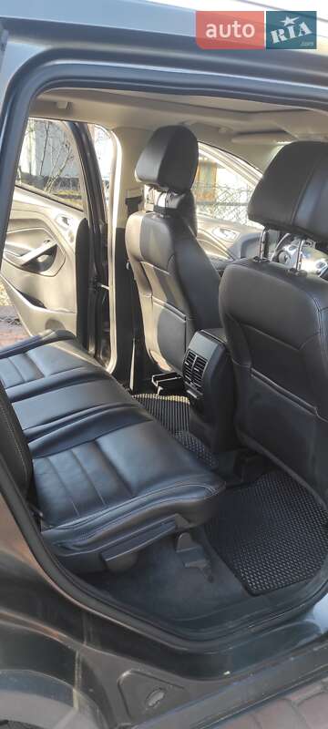 Внедорожник / Кроссовер Ford Escape 2015 в Мирополе