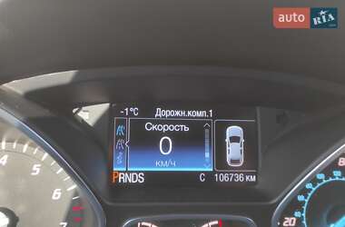 Внедорожник / Кроссовер Ford Escape 2015 в 