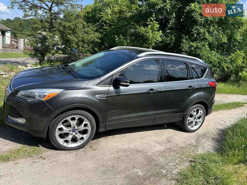 Внедорожник / Кроссовер Ford Escape 2015 в Мирополе