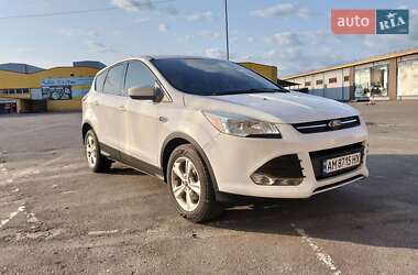 Внедорожник / Кроссовер Ford Escape 2015 в Житомире