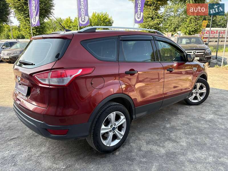 Внедорожник / Кроссовер Ford Escape 2015 в Виннице