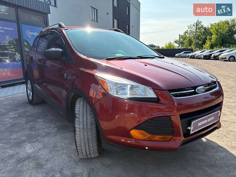 Внедорожник / Кроссовер Ford Escape 2015 в Виннице