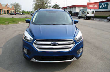 Внедорожник / Кроссовер Ford Escape 2017 в Тернополе