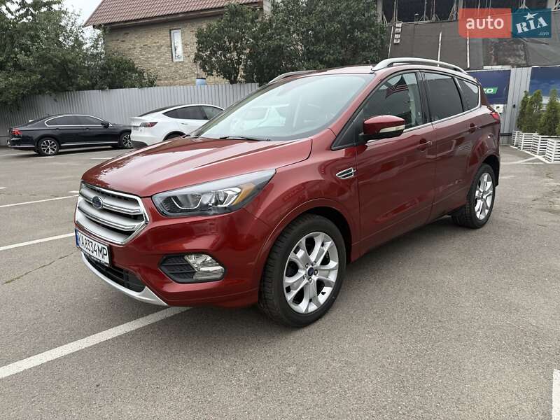 Позашляховик / Кросовер Ford Escape 2015 в Києві