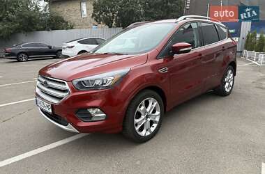 Внедорожник / Кроссовер Ford Escape 2015 в 