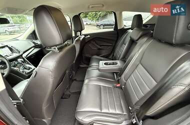 Внедорожник / Кроссовер Ford Escape 2015 в 
