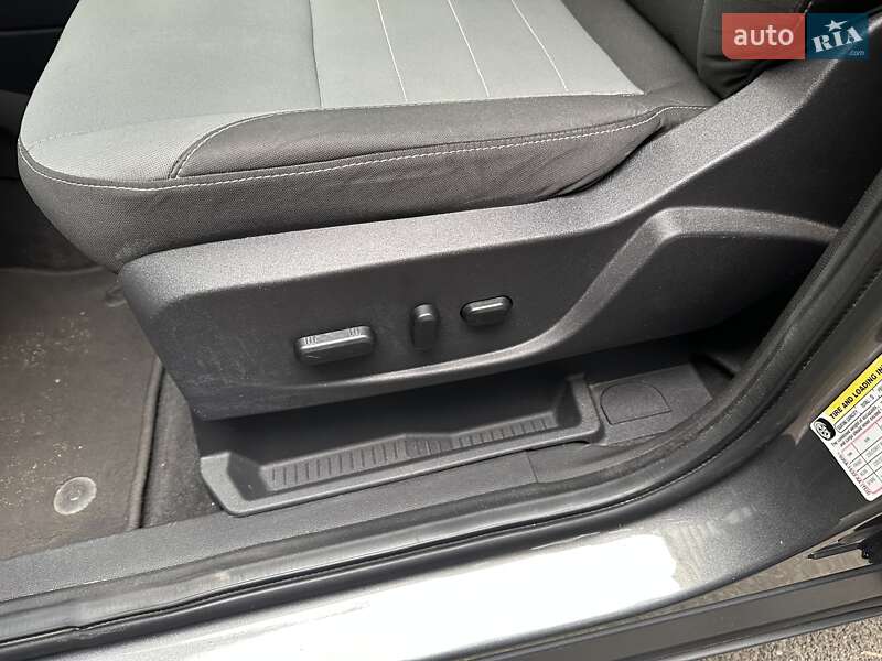 Позашляховик / Кросовер Ford Escape 2014 в Києві