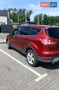 Внедорожник / Кроссовер Ford Escape 2014 в 