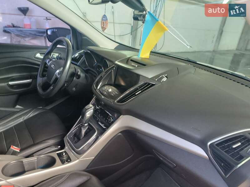 Внедорожник / Кроссовер Ford Escape 2012 в Львове