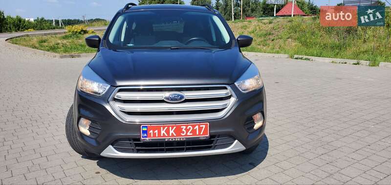 Внедорожник / Кроссовер Ford Escape 2018 в Трускавце