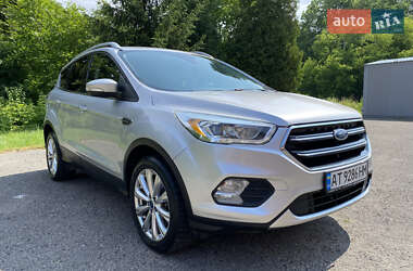 Позашляховик / Кросовер Ford Escape 2016 в Бурштині