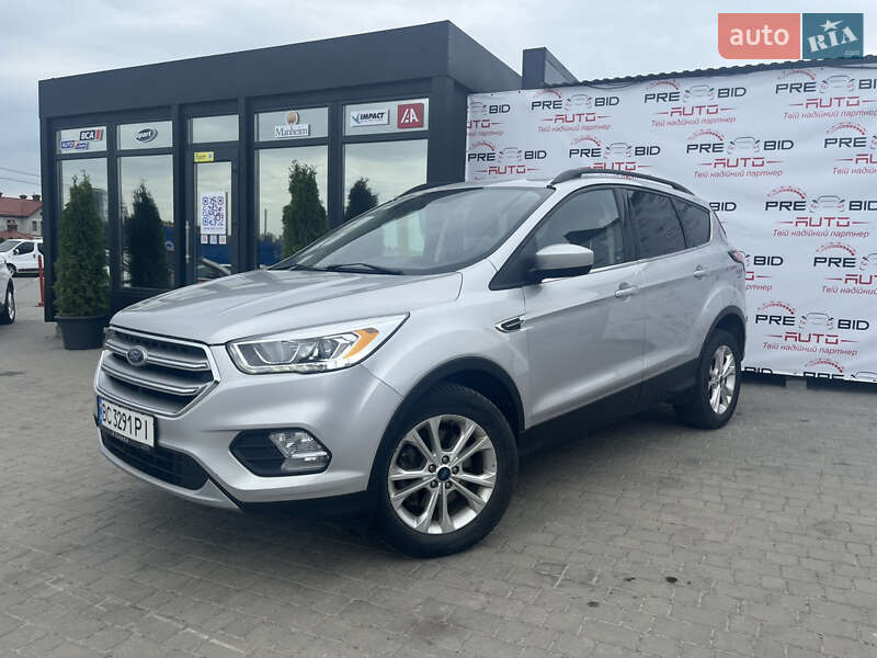 Внедорожник / Кроссовер Ford Escape 2017 в Львове