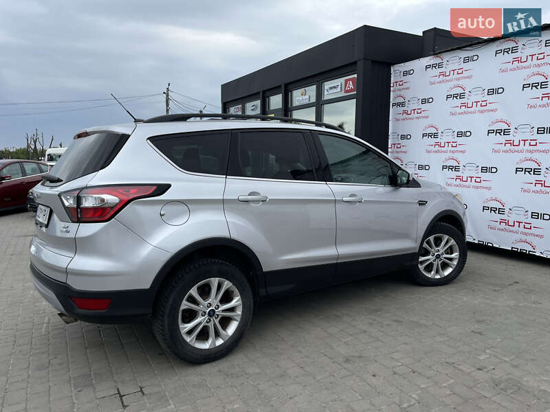 Внедорожник / Кроссовер Ford Escape 2017 в Львове