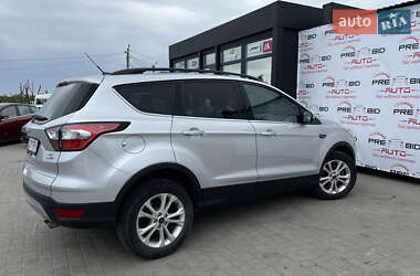 Внедорожник / Кроссовер Ford Escape 2017 в 