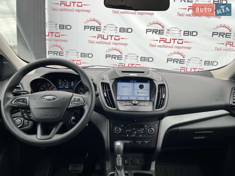 Внедорожник / Кроссовер Ford Escape 2017 в Львове