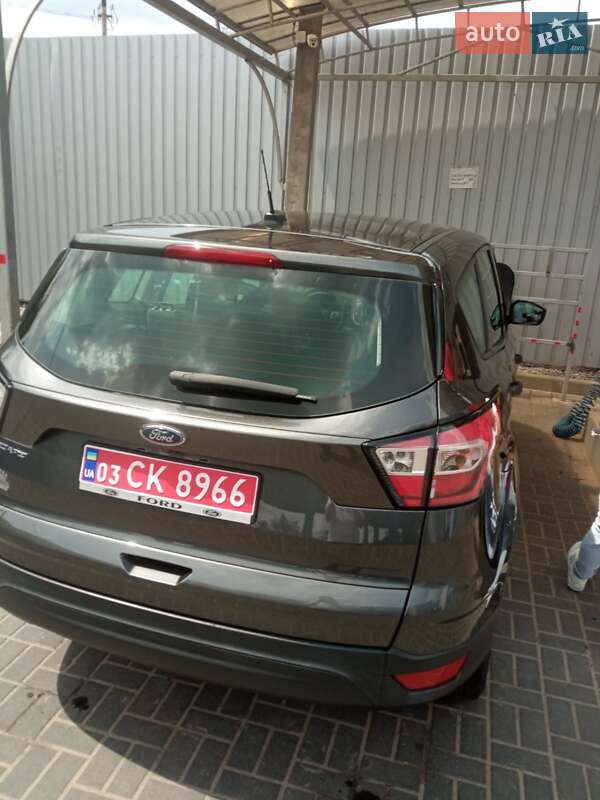 Внедорожник / Кроссовер Ford Escape 2018 в Полтаве фото 5 Внедорожник / Кроссовер Ford Escape 2018 в Полтаве