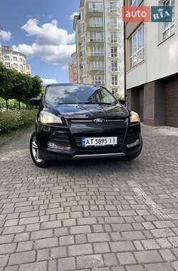 Внедорожник / Кроссовер Ford Escape 2013 в 