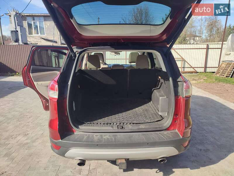 Позашляховик / Кросовер Ford Escape 2014 в Борисполі