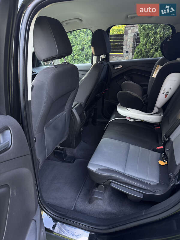 Внедорожник / Кроссовер Ford Escape 2015 в Тернополе
