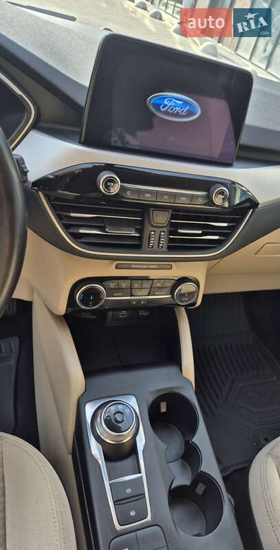 Внедорожник / Кроссовер Ford Escape 2022 в Тернополе фото 7 Внедорожник / Кроссовер Ford Escape 2022 в Тернополе
