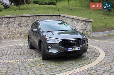 Внедорожник / Кроссовер Ford Escape 2023 в Киеве