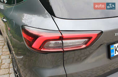 Позашляховик / Кросовер Ford Escape 2023 в 