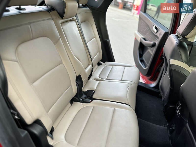 Позашляховик / Кросовер Ford Escape 2019 в Києві