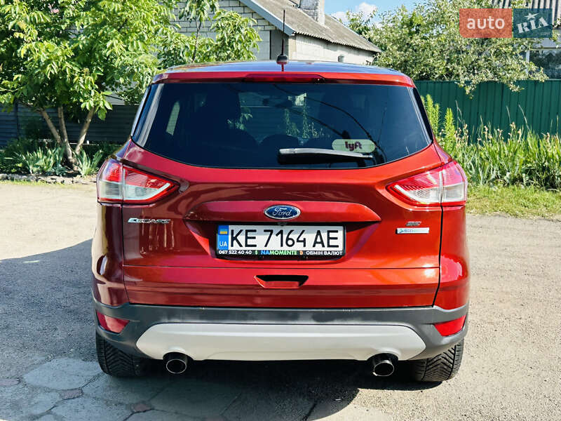 Внедорожник / Кроссовер Ford Escape 2014 в Каменском