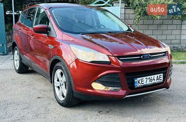 Внедорожник / Кроссовер Ford Escape 2014 в 