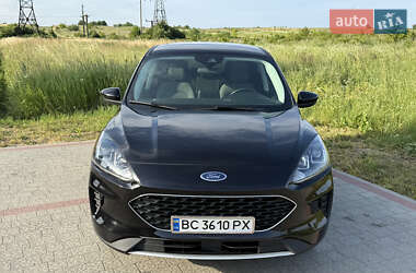 Внедорожник / Кроссовер Ford Escape 2021 в 
