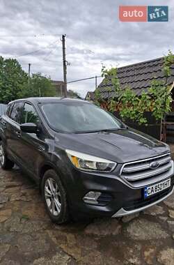 Внедорожник / Кроссовер Ford Escape 2017 в 