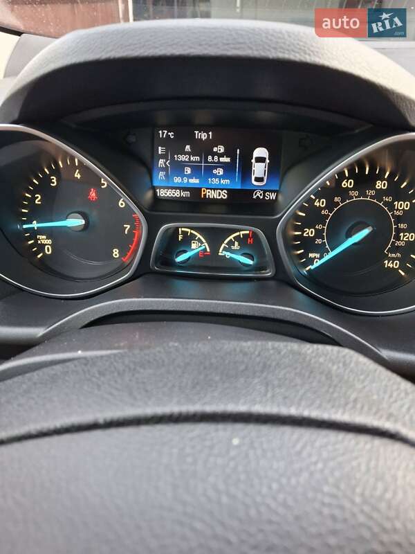 Внедорожник / Кроссовер Ford Escape 2016 в Умани