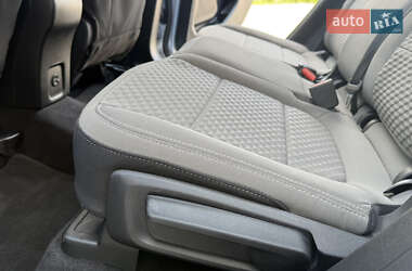 Внедорожник / Кроссовер Ford Escape 2022 в 