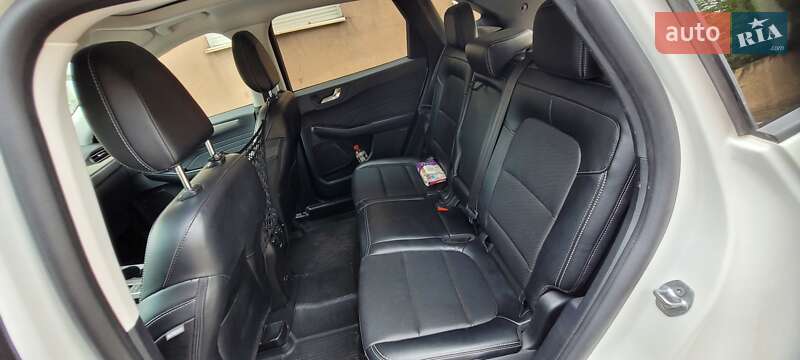 Внедорожник / Кроссовер Ford Escape 2022 в Кривом Роге