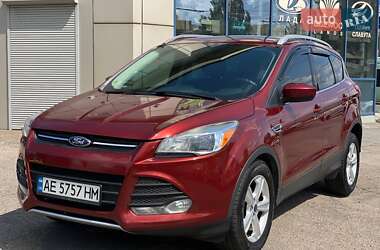 Внедорожник / Кроссовер Ford Escape 2015 в 
