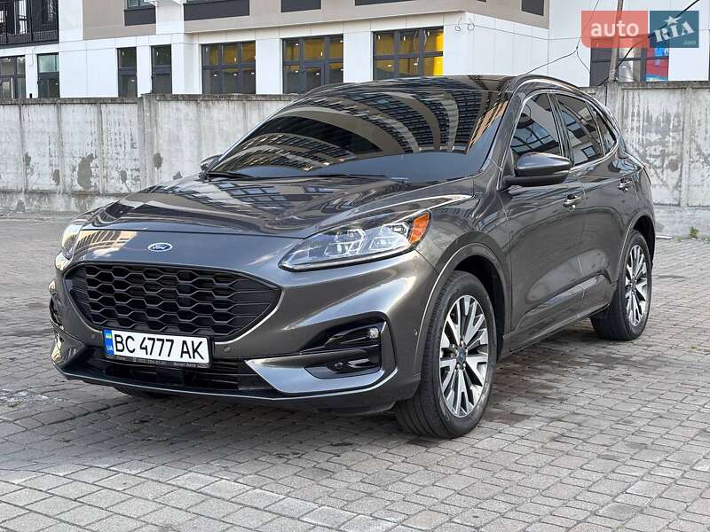 Внедорожник / Кроссовер Ford Escape 2020 в 