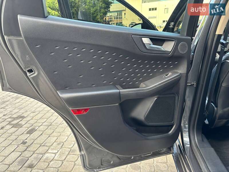 Внедорожник / Кроссовер Ford Escape 2020 в Львове