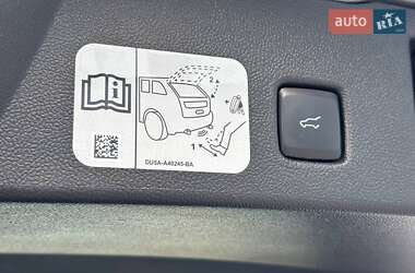 Внедорожник / Кроссовер Ford Escape 2020 в 